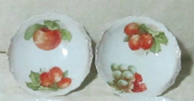 Vintage Porcelain China Set Of 4 Berry Or Desert Bowls Apples And Grapes