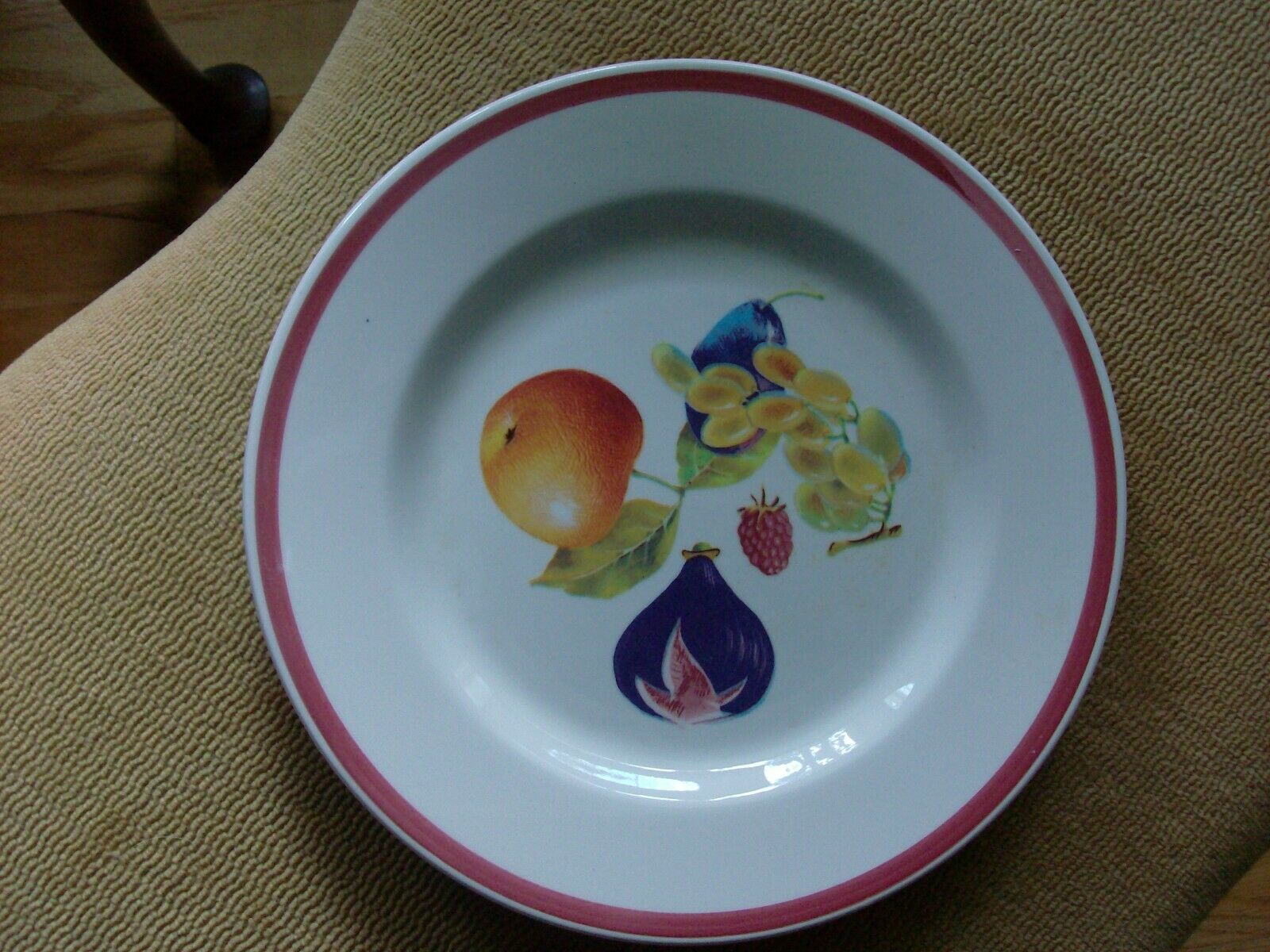 Vintage Porcelain Fruit Plates Unmarked Set Of Four