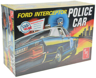 Amt / Vrc Hobbies 1970 Ford Galaxie Police Car 1:25 Plastic Model Car Kit 788